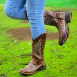 Bota Feminina Texana Tucson - Couro Euro Texas Wisky - Solado Flor