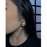 Brinco moeda dourada 