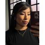 Colar delicado com corações e flor preto 