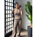 Macacão Alfaiataria Joana 7001 - Marrom 