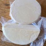 Queijo Canastra Meia Cura Metade