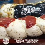 Queijo Trança Temperada Com Tomate Seco