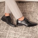 Sapato Social Masculino em Couro com Detalhes Preto