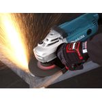 ESMERILHADEIRA ANGULAR 7" 2200W GA7020 INDUSTRIAL - MAKITA