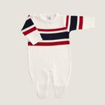 Macacão Lucas Branco com Azul Marinho e Vermelho.