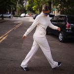 Blusa Ravena off white textura com bolsos e gola alta Trituê 