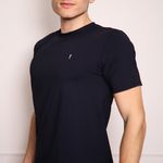 Camiseta masculina preta Trituê 