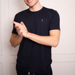 Camiseta masculina preta Trituê 