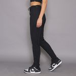 Calça jogger Euro preta c/ zíper