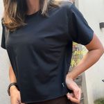 Blusa Cropped Amélia preta Trituê