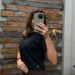 Blusa Cropped Amélia preta Trituê