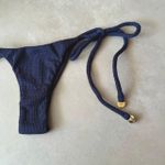 Calcinha fio duplo Acapulco textura marinho Trituê