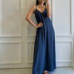 Vestido Munique Linho Azul Marinho Trituê 