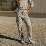 Calça Carmel moletinho cinza cromo Trituê 