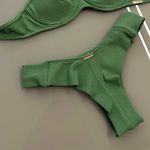 Calcinha biquíni Phoenix fio duplo lateral plissada verde menta Trituê 