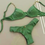 Calcinha biquíni Phoenix fio duplo lateral plissada verde menta Trituê 