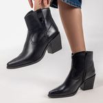 Bota Western Day Em Couro Preto 