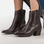 Bota Western Lya Em Couro Café