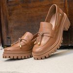 Mocassim Tratorado Chloe em couro Carmel