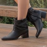 Bota Florença Monopólio em Couro Preto