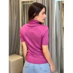 Blusa Lisa em Tricot Modal Gola Alta Fúcsia 