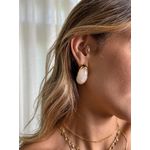 Brinco Argola Resina Off White Banhado a Ouro