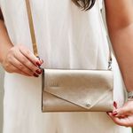 Bolsa CARTEIRA Couro Legítimo Bubblê - Champagne e Bronze