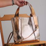 Bolsa de Couro - CELEBRAR - Champagne E Bronze