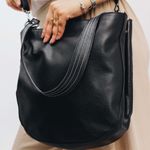 Bolsa de Couro - REALIZAR - Preta