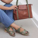 Sandália Rasteira - REVELAR - Sálvia - 842.129