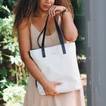 Bolsa de Couro - ENVELOPE - Off e Preto