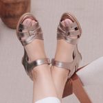 Sandália Anabela Couro Legítimo Champagne - MANDALA