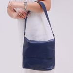 Bolsa de Couro - LOTUS - Azul Anil