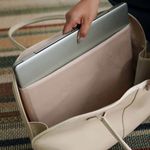 Bolsa de Couro para Notebook MOVIMENTO Off White