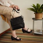 Bolsa de Couro - ACOLHER - Preta e Off White