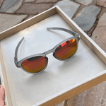 Óculos de Sol Redondo Cinza Lente Laranja Split UV400