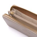 Carteira feminina em couro legitimo Eleah na cor marfim