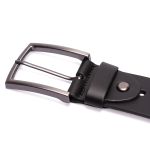 Cinto casual largura 40 mm em couro soleta na cor preto com fivela escovada
