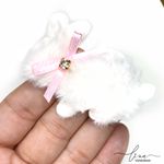 Coelha Pelúcia Laço (2Uni.) 