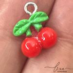 Micro Pingente Cereja resina (10Uni.) 