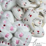 Coelhinhos de Pelúcias (2Uni.)