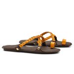 Sandália Rasteira Boho Ocre Trançada