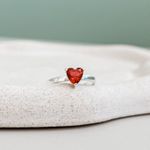 Anel Solitário Coração Pink Prata 925 