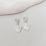 Berloque Bíblia Sagrada Cravejada Prata 925 