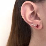 Brinco Solitario Vermelho 6 mm Prata 925