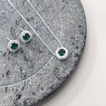 Conjunto Redondo Cravejado Verde Prata 925
