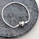 Pulseira Para Berloque Fecho Coração Cravejado 17 Cm Prata 925
