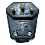 Plugue Macho 2P+T Weg 90° 10A 250V Preto 13302192