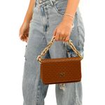 BOLSA FEMININA CORRENTE DOURADA QUADRADA MARROM-VINLENE