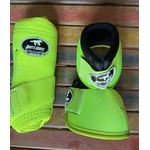 Kit Cloche e Caneleira Fluorescente Boots Horse